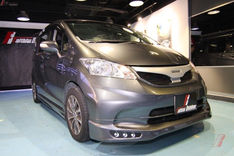 Honda 2012 Freed GB3 M style body kit - Faithful Rainbow